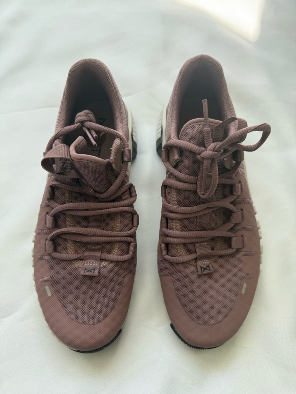 Nike Women's Smoky Mauve Metcon 6 Sneakers New